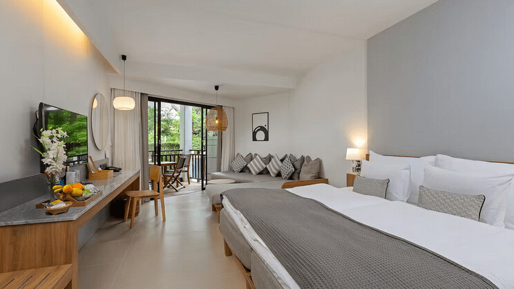 Royal Studio Pool Access 